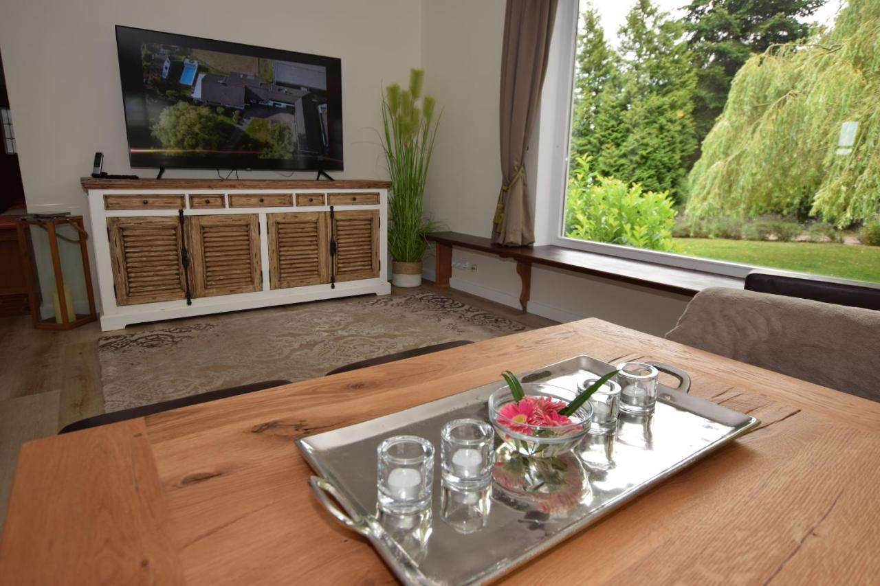 בוסאו Landhaus Hideaway Mit Aussenpool, Sauna Und Kamin מראה חיצוני תמונה