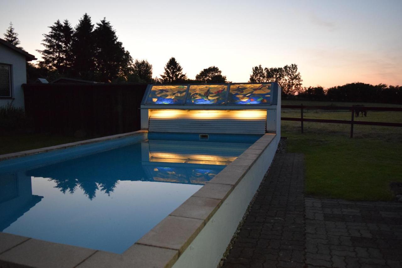 בוסאו Landhaus Hideaway Mit Aussenpool, Sauna Und Kamin מראה חיצוני תמונה